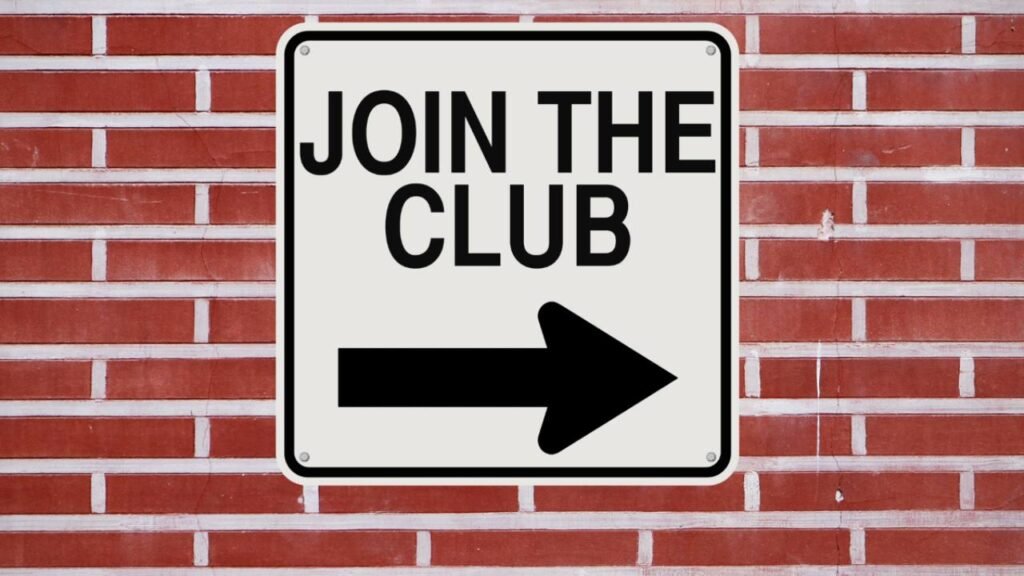 10 Fun Clubs and Groups to Join After Retirement