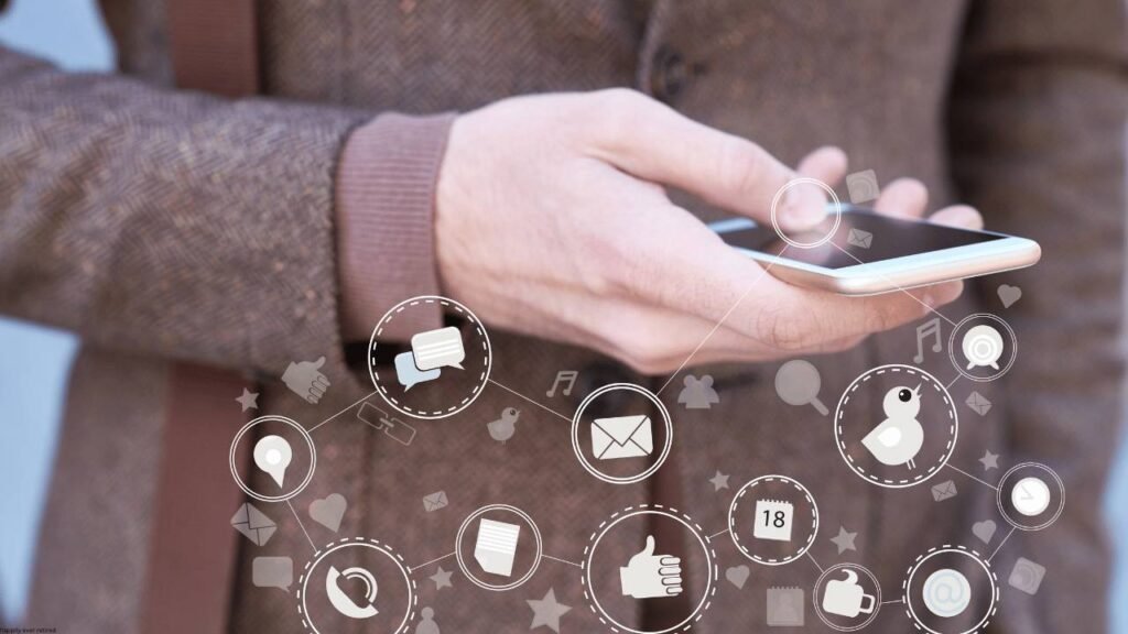 Virtual Social Communities for Retirees